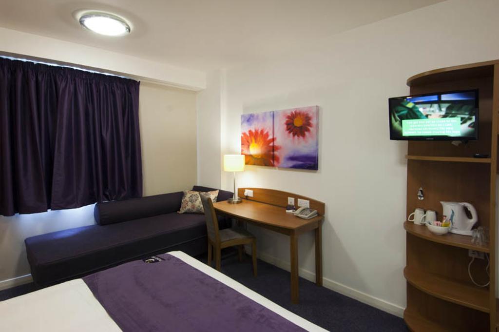 Premier Inn Newcastle - Holystone Holystone  Exteriör bild